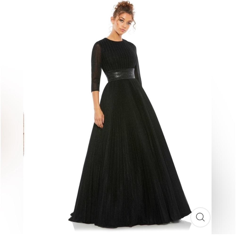Mac Duggal Pleated A-Line Gown